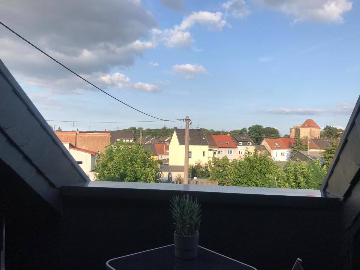 Apartment Mit Dachloggia Saarlouis Exteriér fotografie